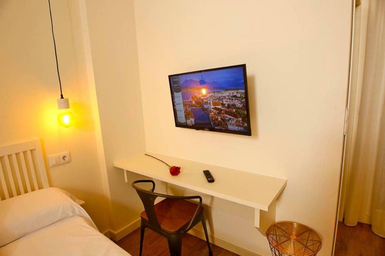 The Wall - New Apartment Alicante Buitenkant foto